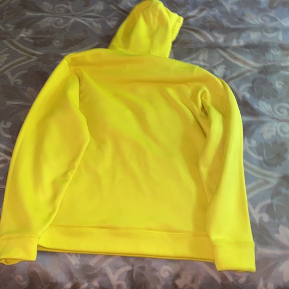 Under Armour Neon Camo Hoodie - Picture 6 of 6